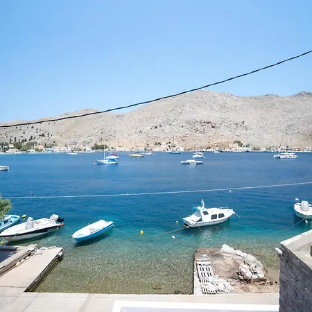 Mythos House - Seaside Retreat In Pedi * Σύμη