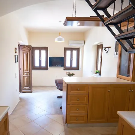 Mythos House - Seaside Retreat In Pedi Tatil Evi *