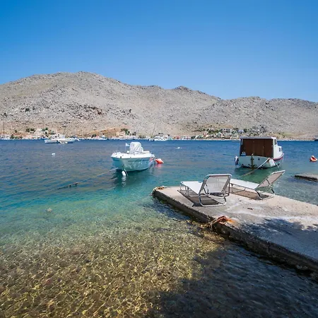 Mythos House - Seaside Retreat In Pedi