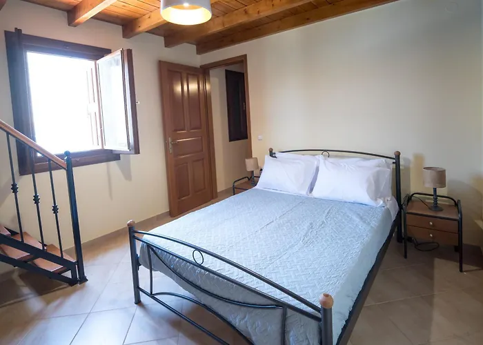 Mythos House - Seaside Retreat In Pedi * 시미