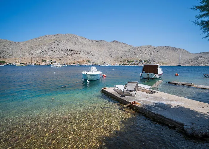 Mythos House - Seaside Retreat In Pedi